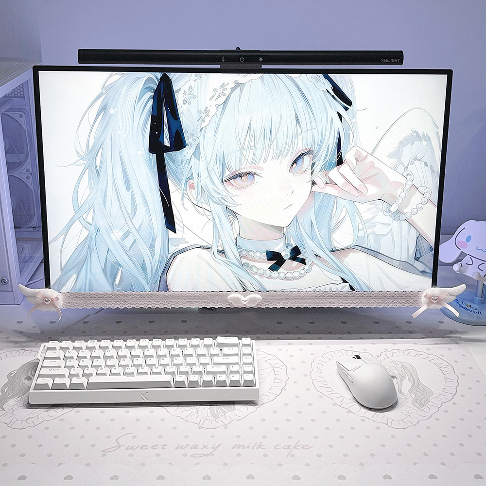 新しいスクリーンデコレーション、白いレースのモニタートリム、 - Office Technologies のレビューと価格